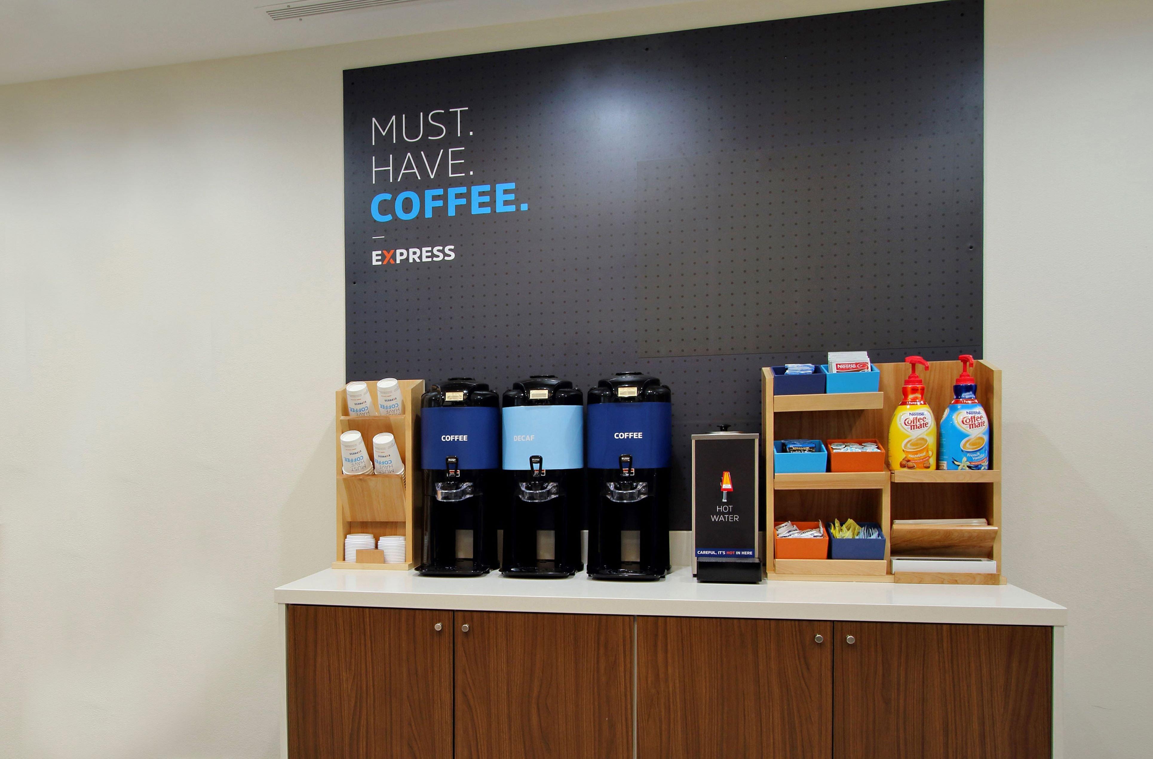 Holiday Inn Express Hotel & Suites Watertown - Thousand Islands By Ihg מראה חיצוני תמונה